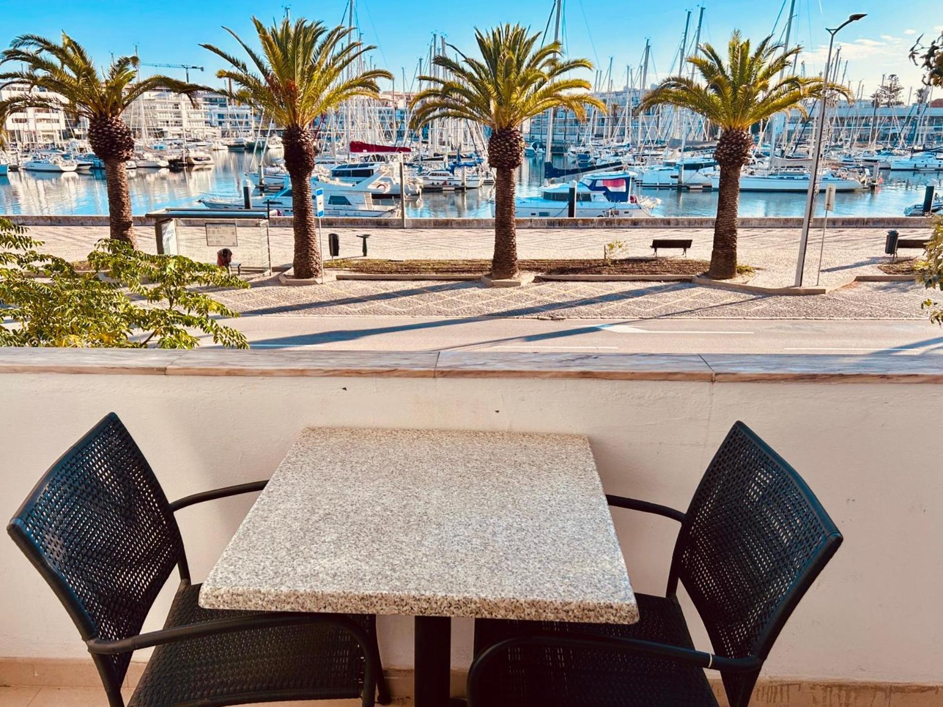 Lagos Marina View Apartment Near Beaches And Shops Kültér fotó